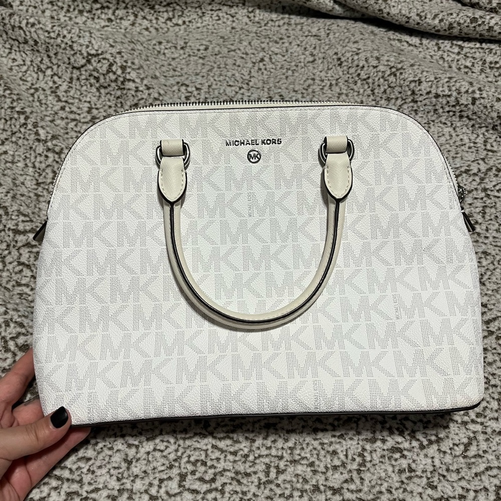purse and wallet